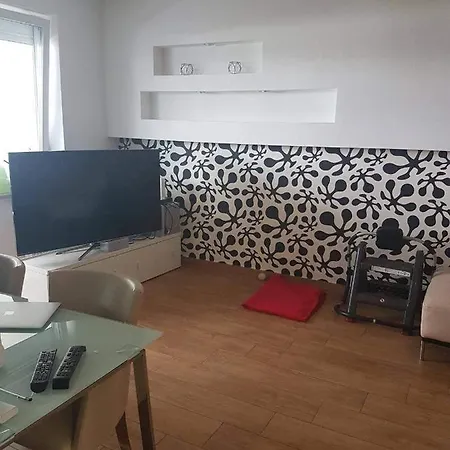 The Pearl Of Warsaw-subwaystop&free Parking *