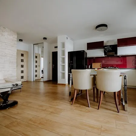 Apartment The Pearl Of Warsaw-subwaystop&free Parking