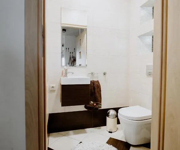 The Pearl Of Warsaw-subwaystop&free Parking Lägenhet *