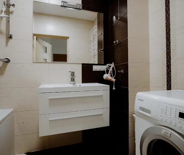 The Pearl Of Warsaw-subwaystop&free Parking * Warszawa